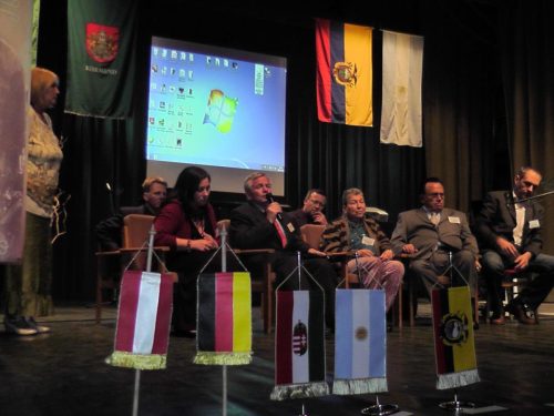 28-mellettem-kalus-dona-majd-ruth-r-s-ugyved-ur-bota-z-tolmacs-mogottuk-varga-zoli-es-szilvassy-p